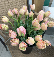 Charger l&#39;image dans la galerie, Bouquet -Maximum de fleurs locales-