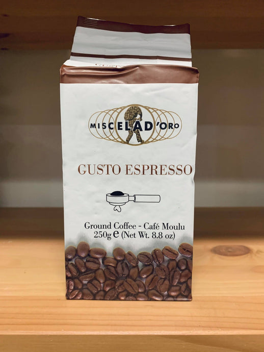 Café moulu Gusto Espresso par Miscela D'Oro